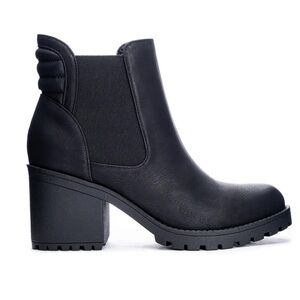 Dirty Laundry Levi Block Heel Chelsea Boot
